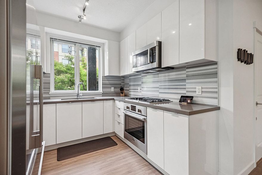 107 3138 Riverwalk Avenue