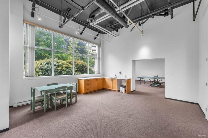 1001 2733 Chandlery Place