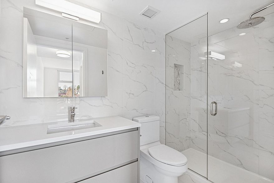 306 8181 Chester Street