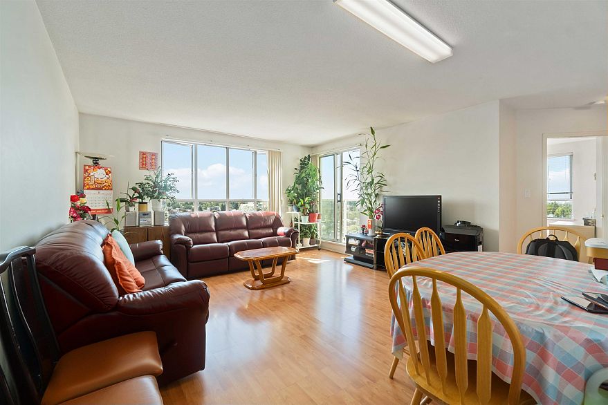 1204 3455 Ascot Place