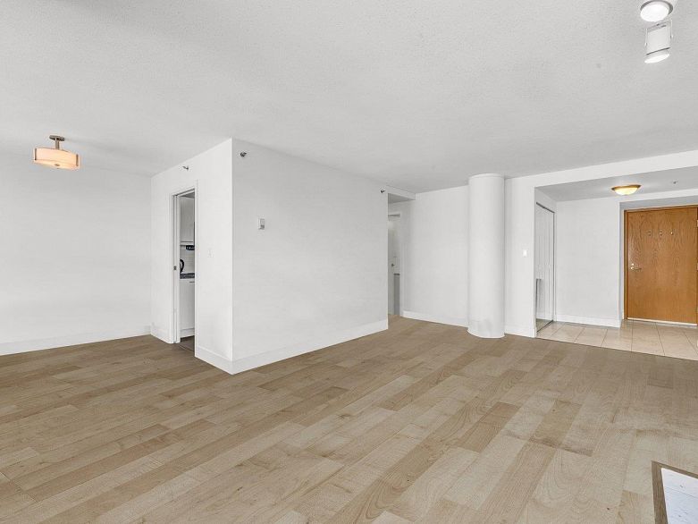 910 1500 Hornby Street