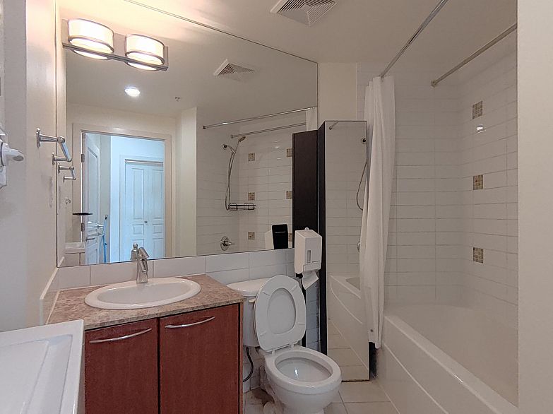 1307 4028 Knight Street