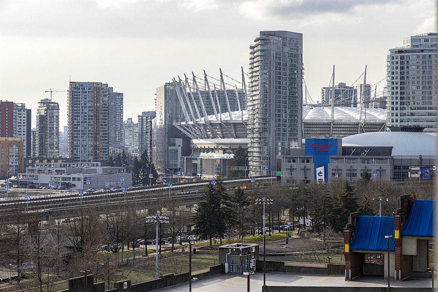 1201 188 Keefer Street