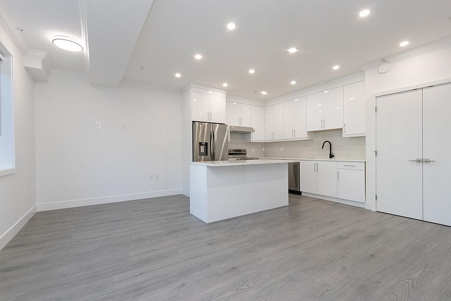 102 2122 E 32 AVENUE, Vancouver BC V5N 3B9