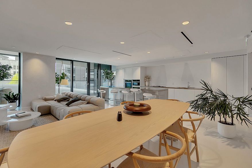 2008 1033 Nelson Street