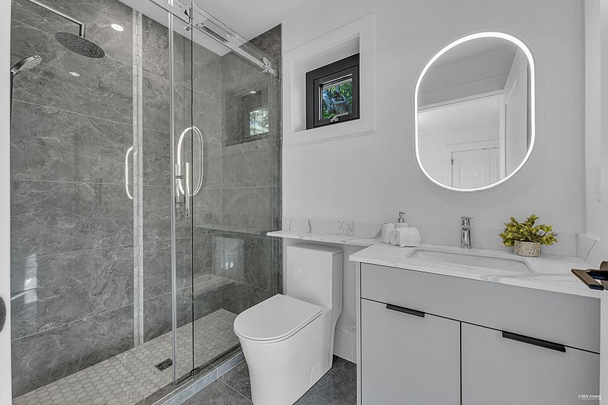 8420 Wiltshire Street