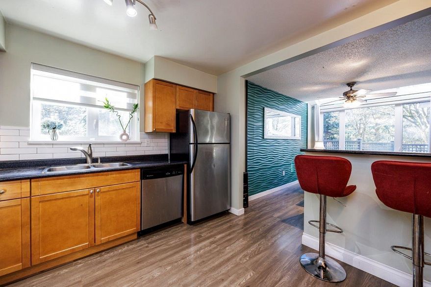 3340 Marquette Crescent