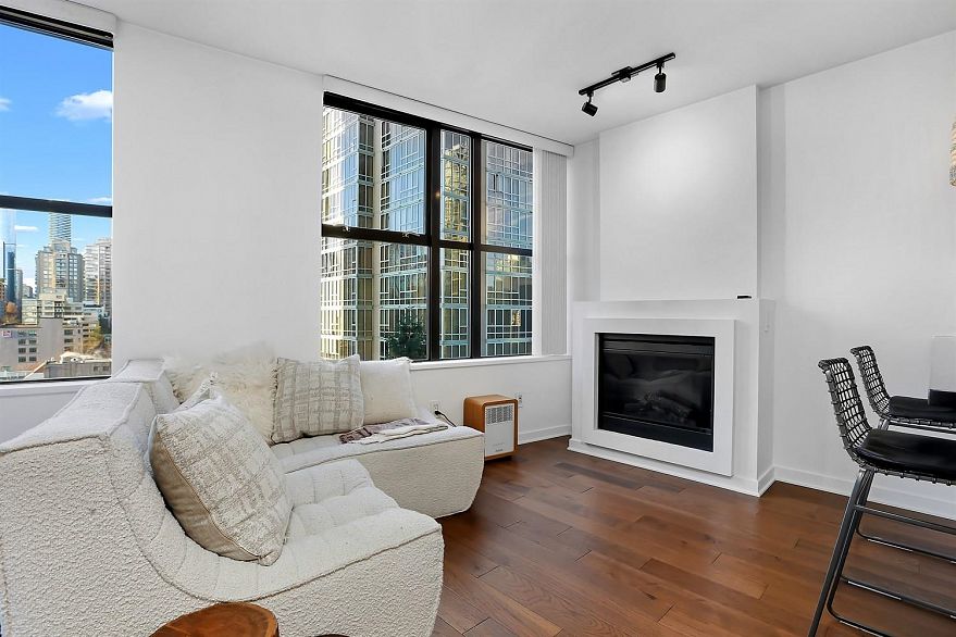 1108 989 Beatty Street