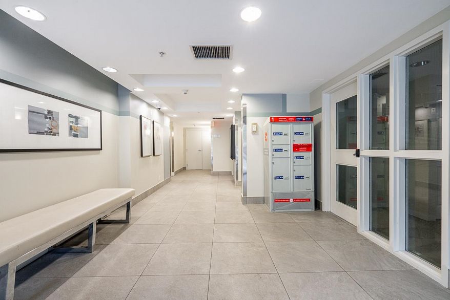 206 3638 Vanness Avenue