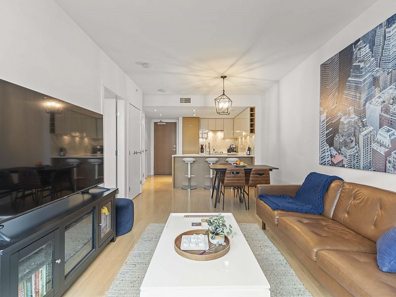 110 110 Switchmen Street