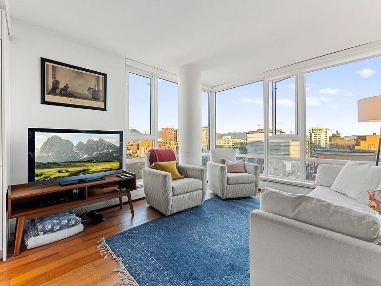 1207 188 Keefer Street