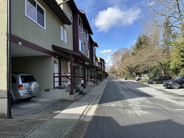 3444 Langford Avenue