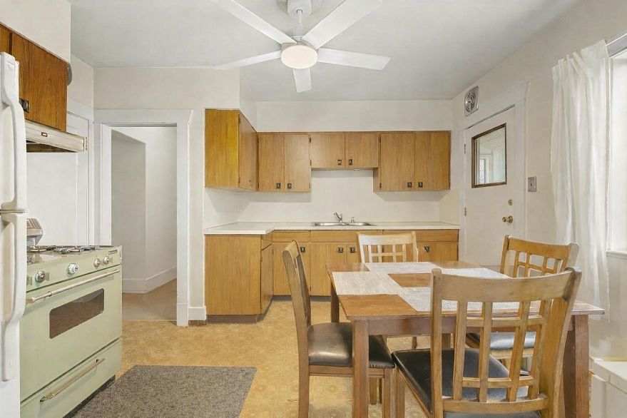 1311 Kamloops Street