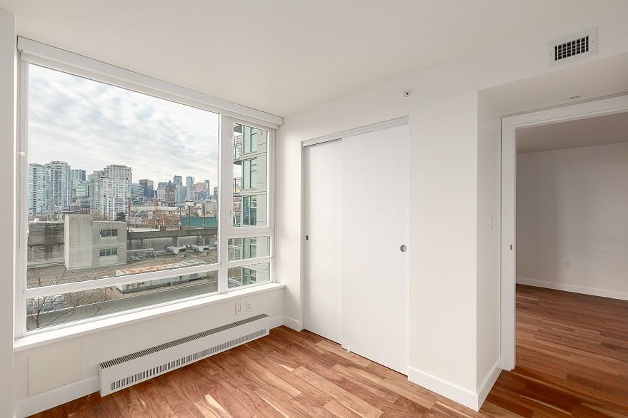 917 188 Keefer Street