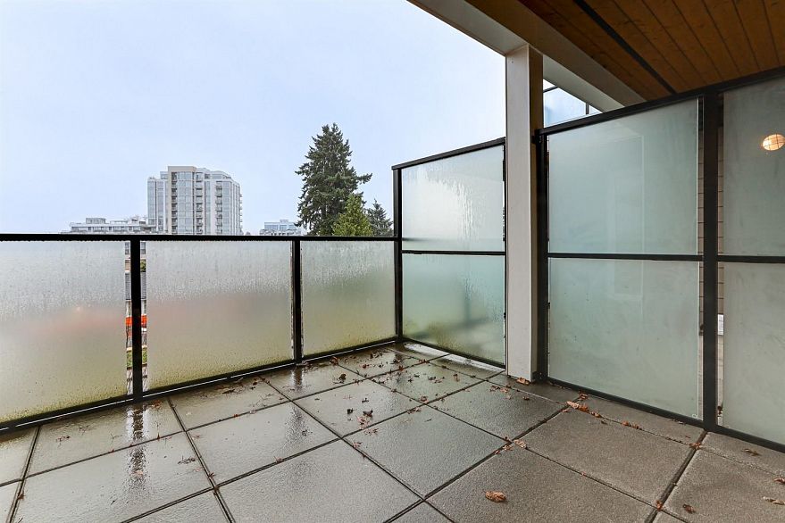 308 4933 Clarendon Street