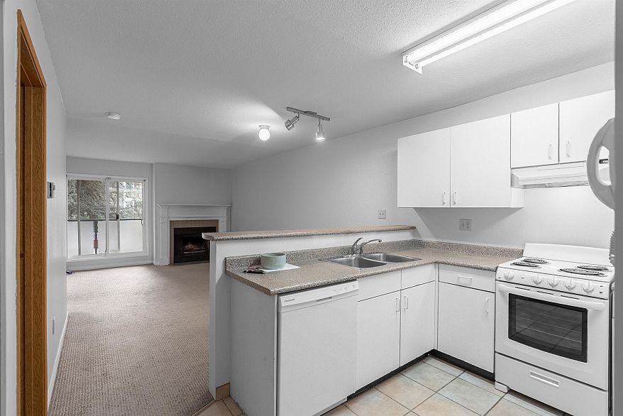 208 2255 Eton Street