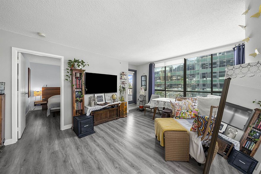 1506 1060 Alberni Street