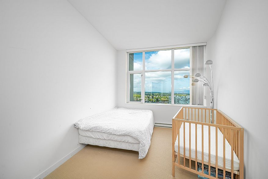 2207 4815 Eldorado Mews