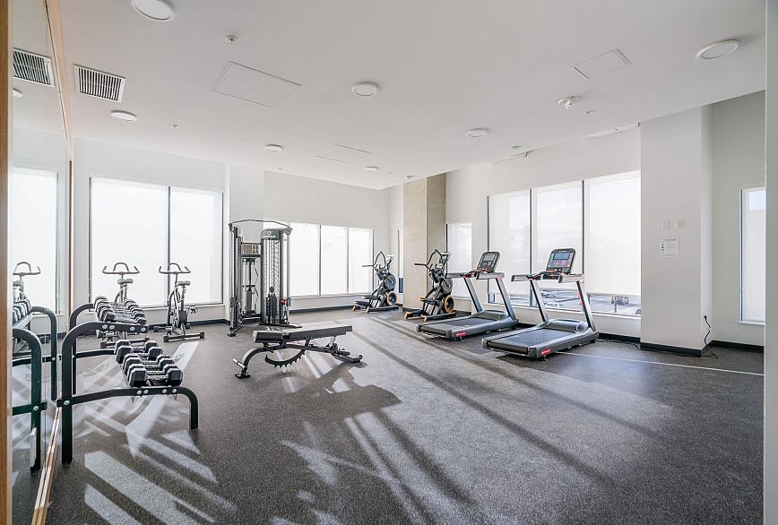 306 8181 Chester Street