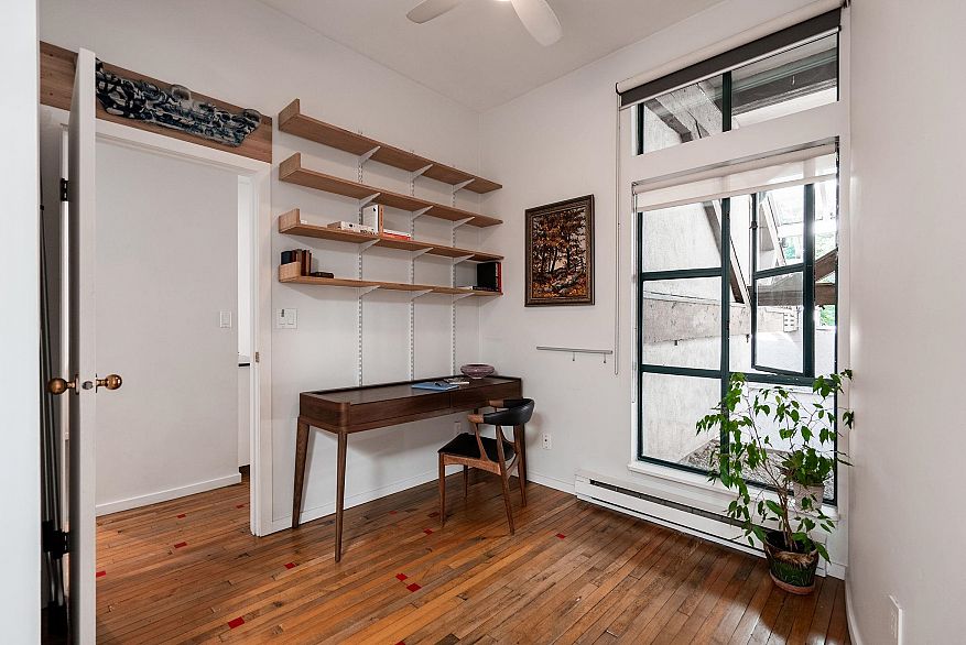 303 700 E Pender Street