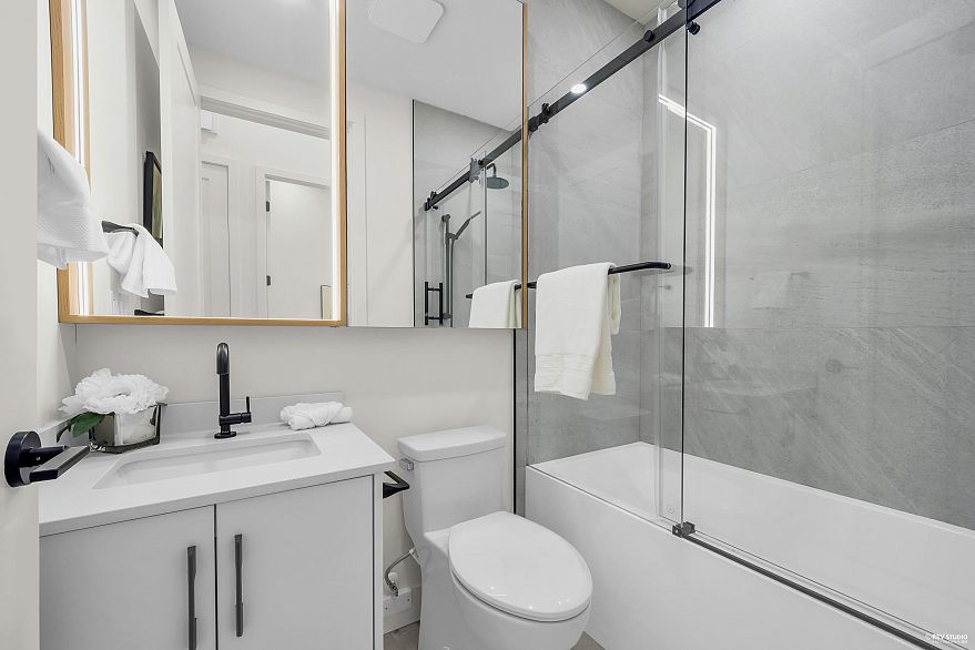 1 65 E King Edward Avenue