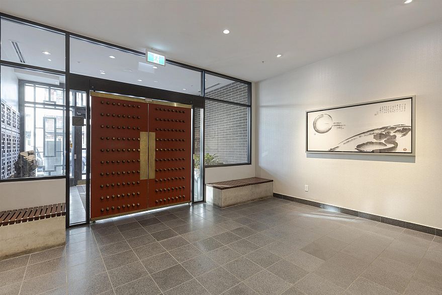 1201 188 Keefer Street