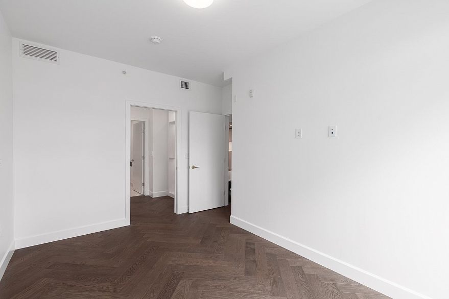 406 3668 W 10th Avenue