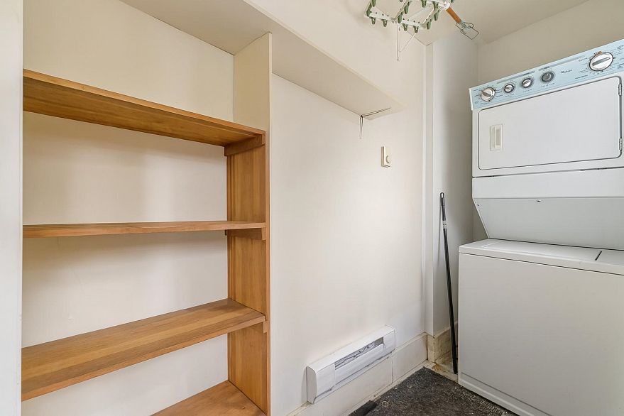 1311 Kamloops Street