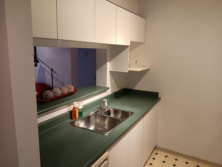 1203 5189 Gaston Street