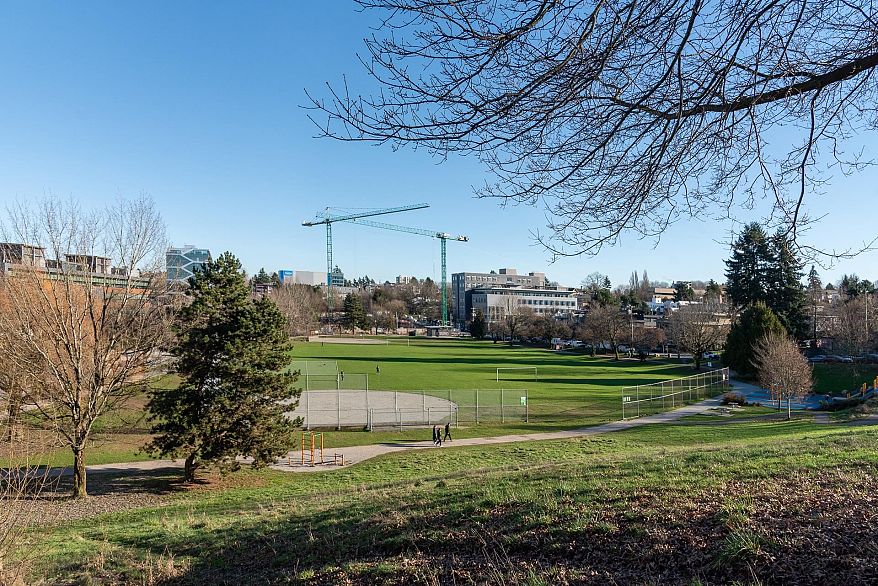 809 756 Great Northern Way