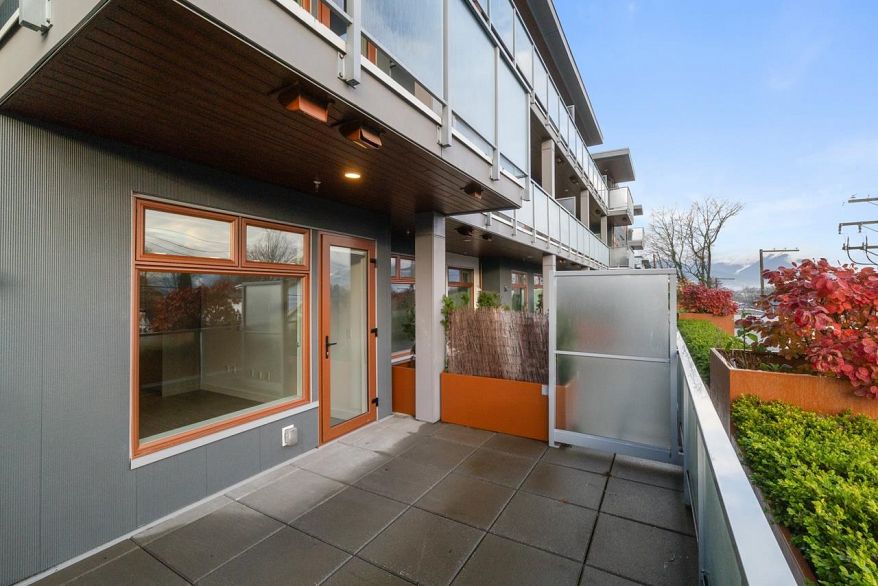 203 2408 Grant Street