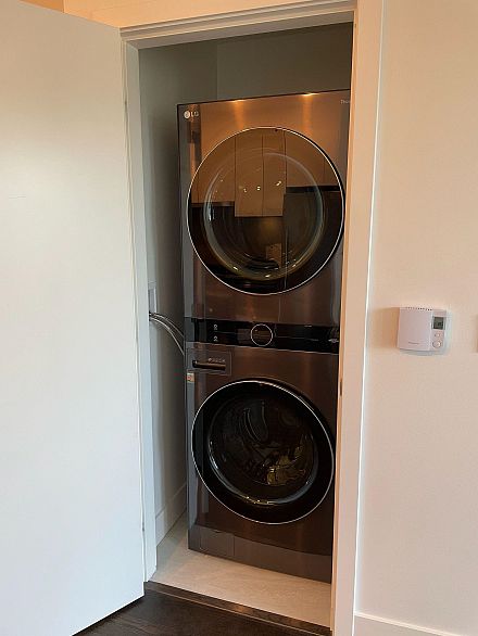 405 2666 Duke Street