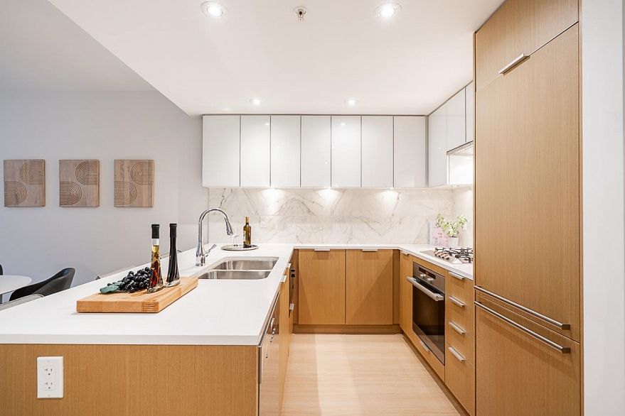 213 110 Switchmen Street