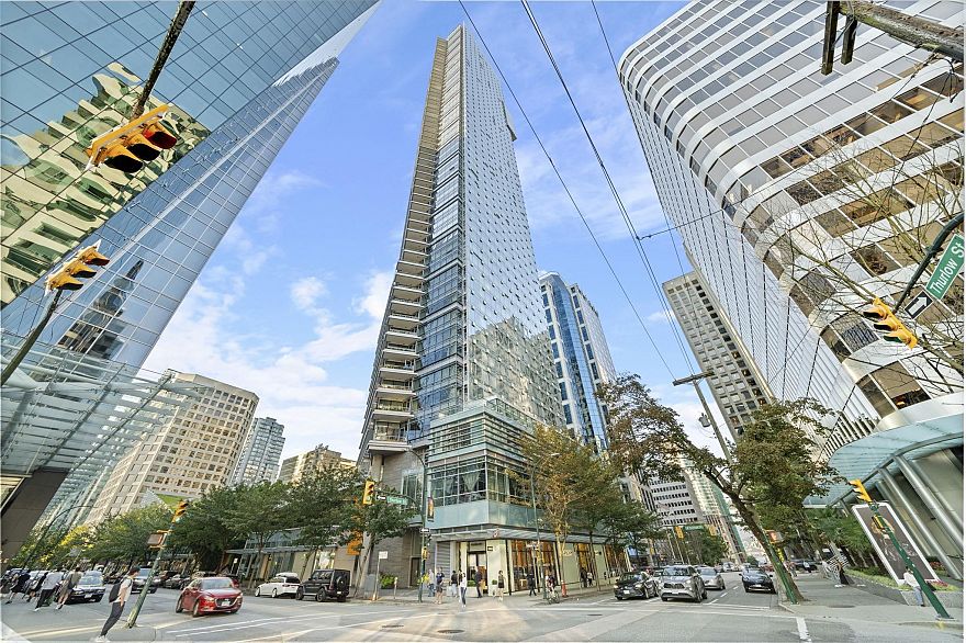 3001 1111 Alberni Street