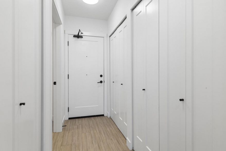 203 2408 Grant Street