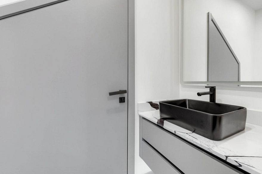 2 3547 E Georgia Street