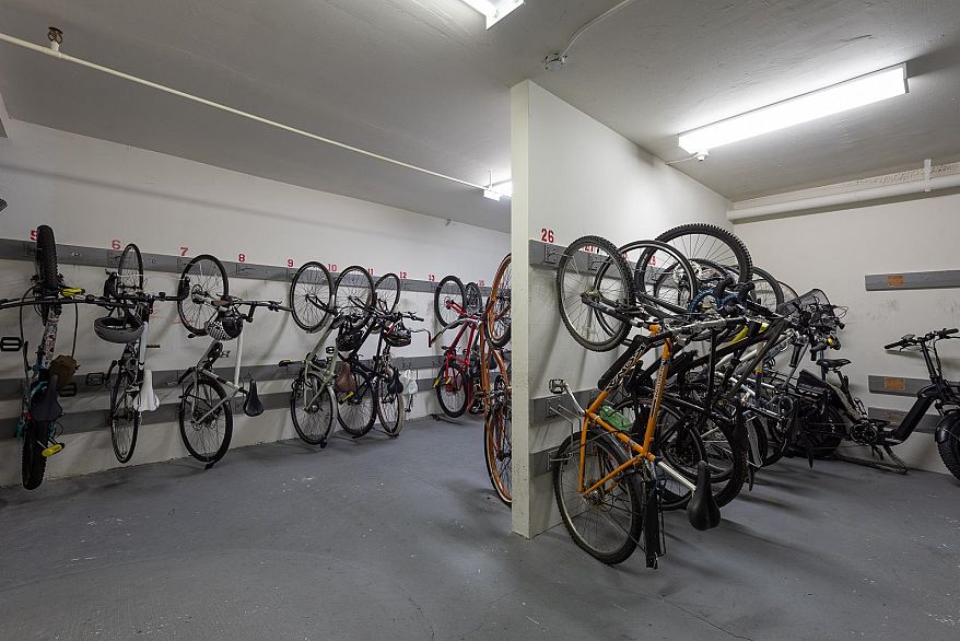 809 756 Great Northern Way