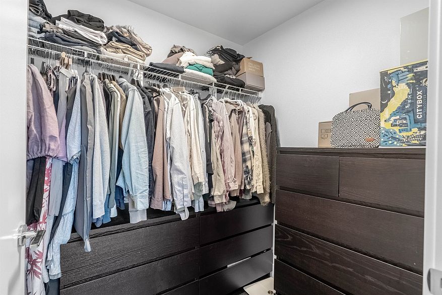 405 2666 Duke Street