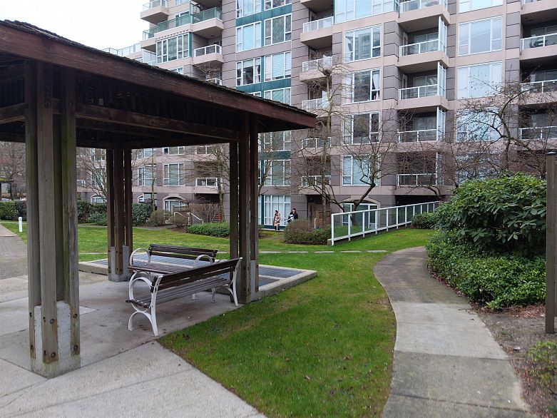 1203 5189 Gaston Street