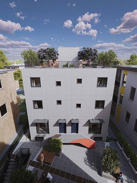 121 1552 E 3rd Avenue