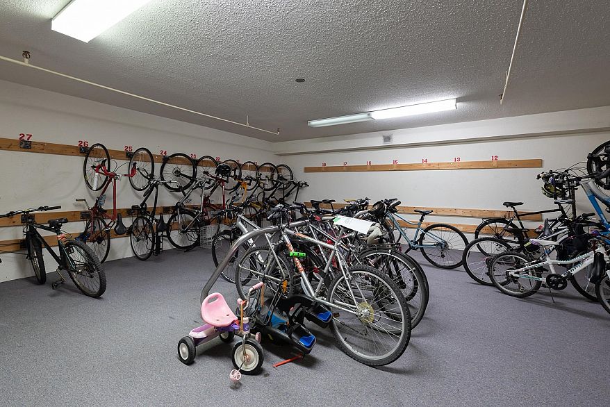 809 756 Great Northern Way