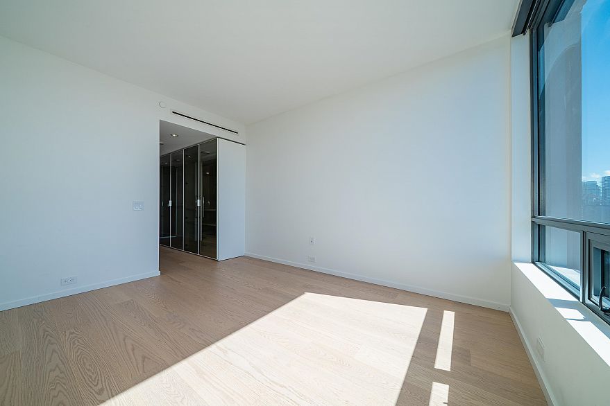 1002 1171 Jervis Street