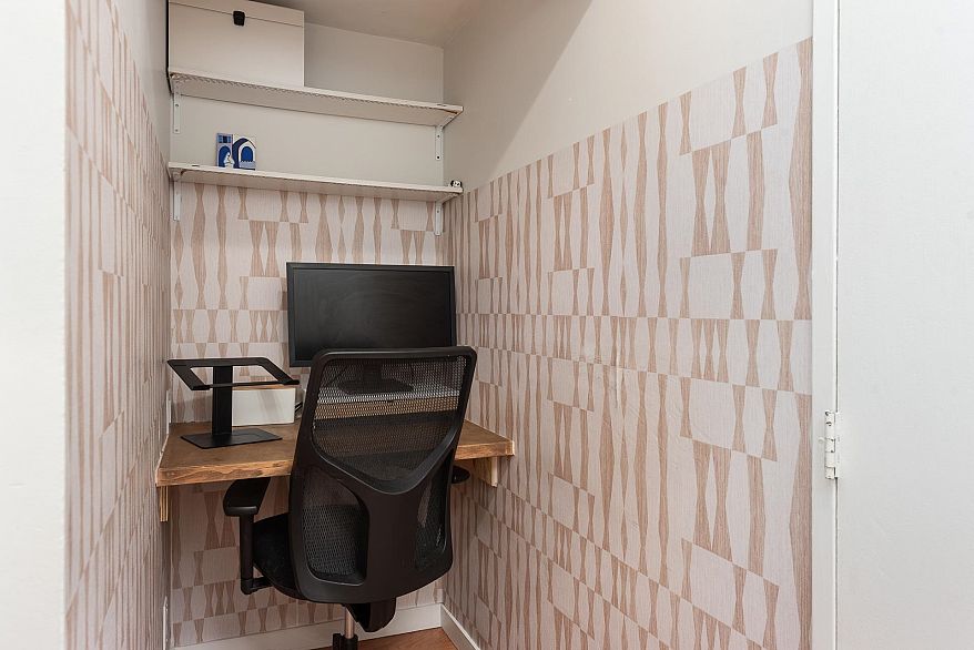 809 756 Great Northern Way