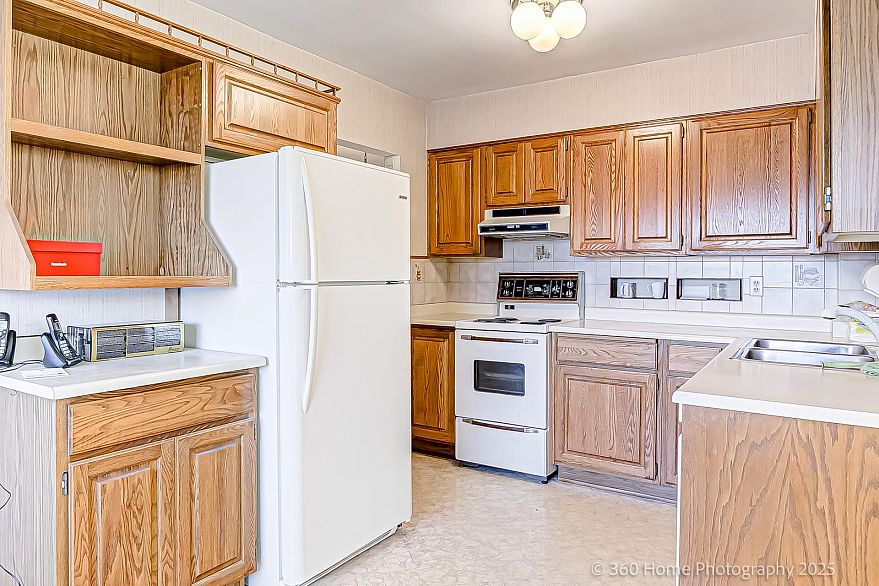 6287 Battison Street