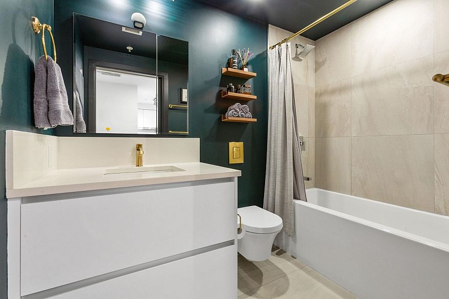 904 180 E 2nd Avenue