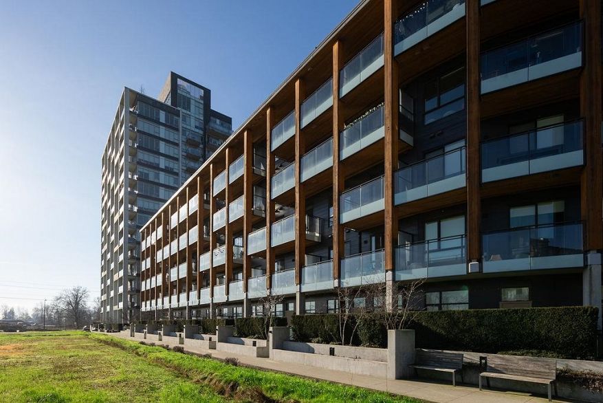 106 3588 Sawmill Crescent