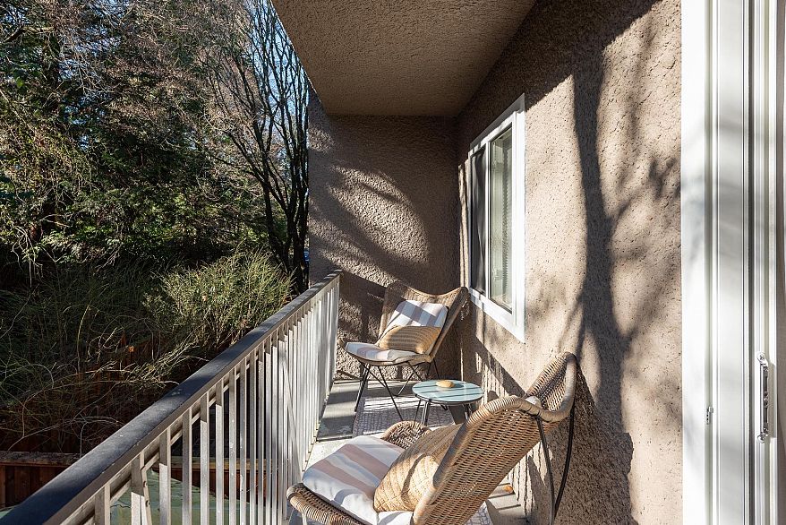 809 756 Great Northern Way