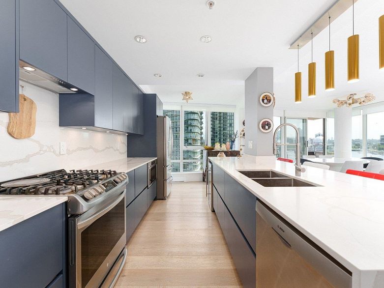 1006 980 Cooperage Way