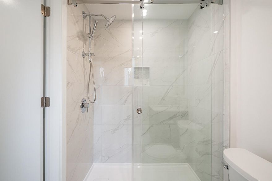 110 2085 E 1st Avenue