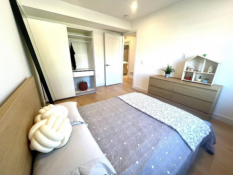 1 2838 Turner Street